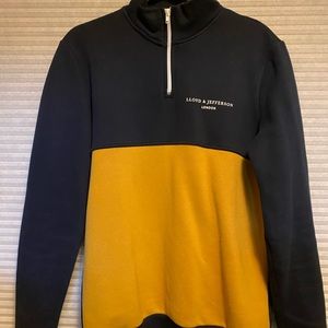 Men’s half-zip classy sweater. US medium.
